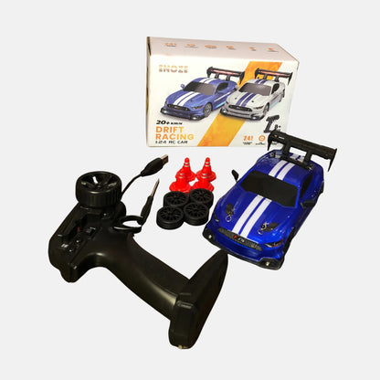 1:24 SCALE RC 4WD HIGH-SPEED DRIFT & RACING CAR